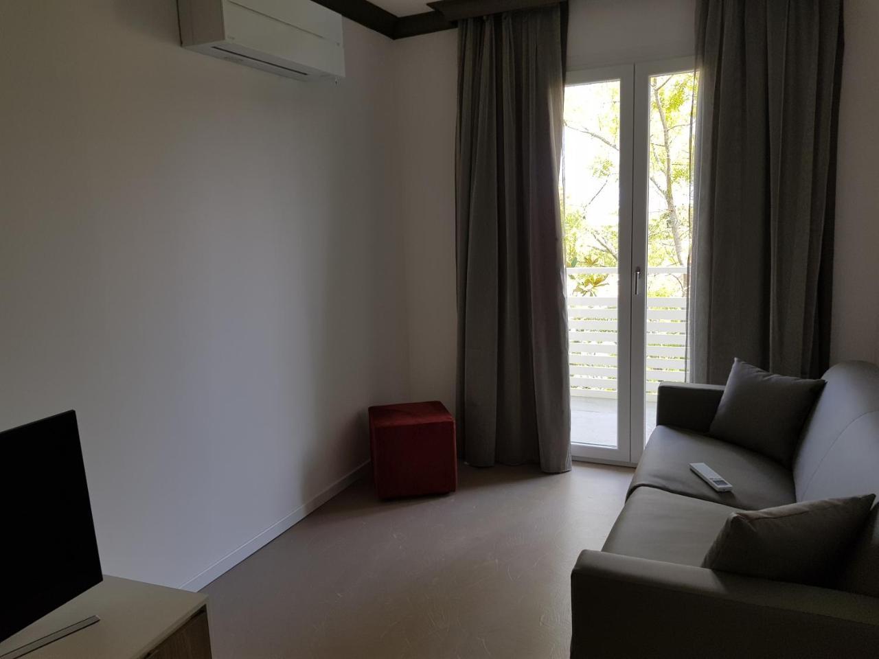 Venus Hotel 4*